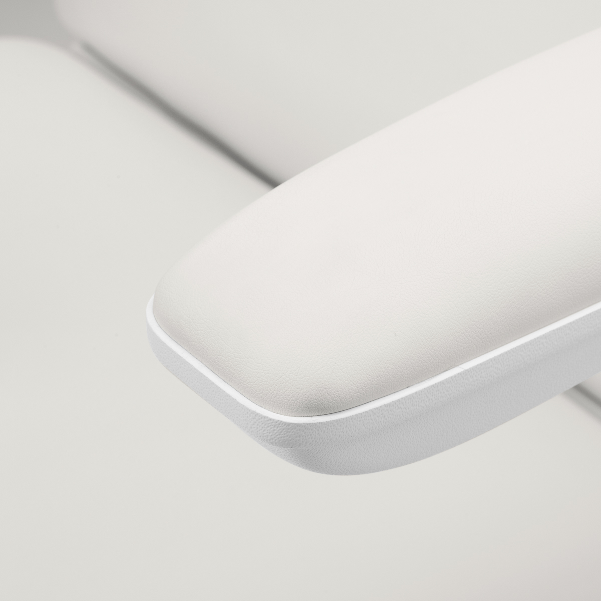 Sillon Eclipse 4 Motor elektrische Kosmetikliege in Weiß – Premium Behandlungsliege
