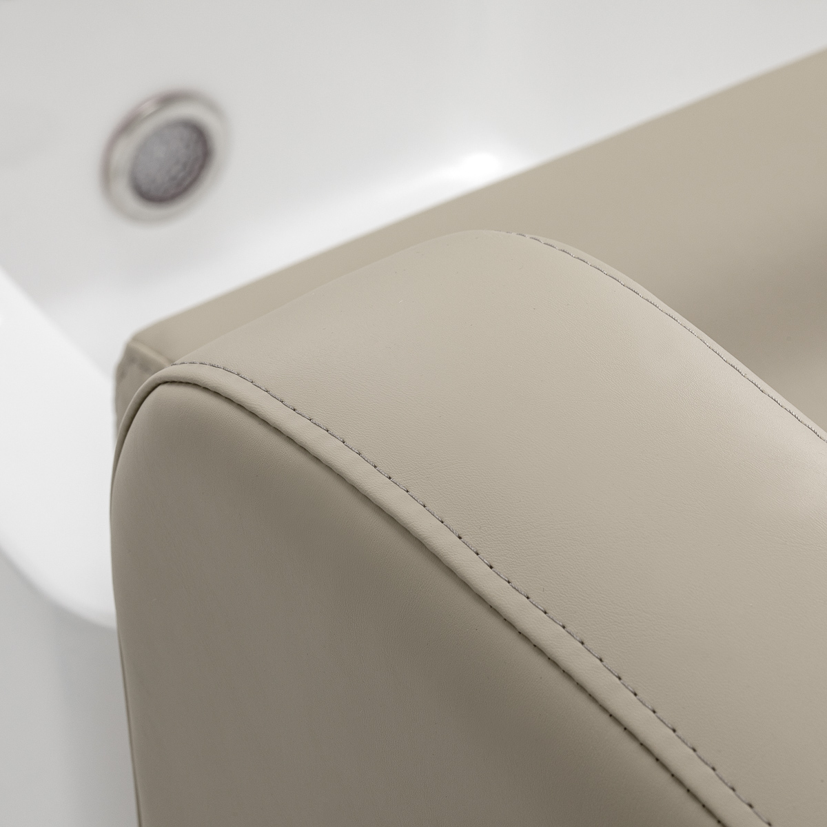 Sillon Elysia SPA-Pediküre-Kosmetikstuhl creme
